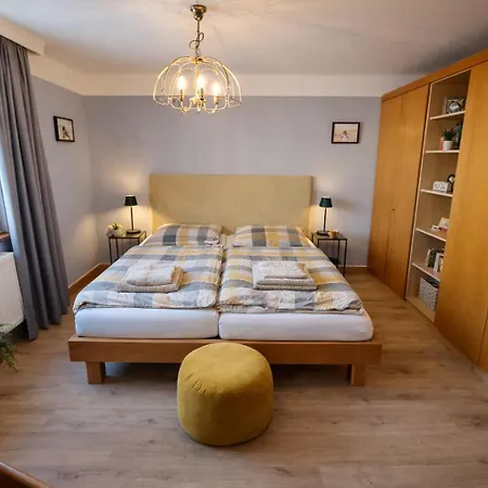 Gesa's & Tom's Stadtappartement 아파트 살펠덴암스타이너르넨미어